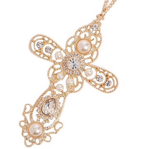 Jewelry - Cross Pendant Necklace faux Rhinestone Pearl chain